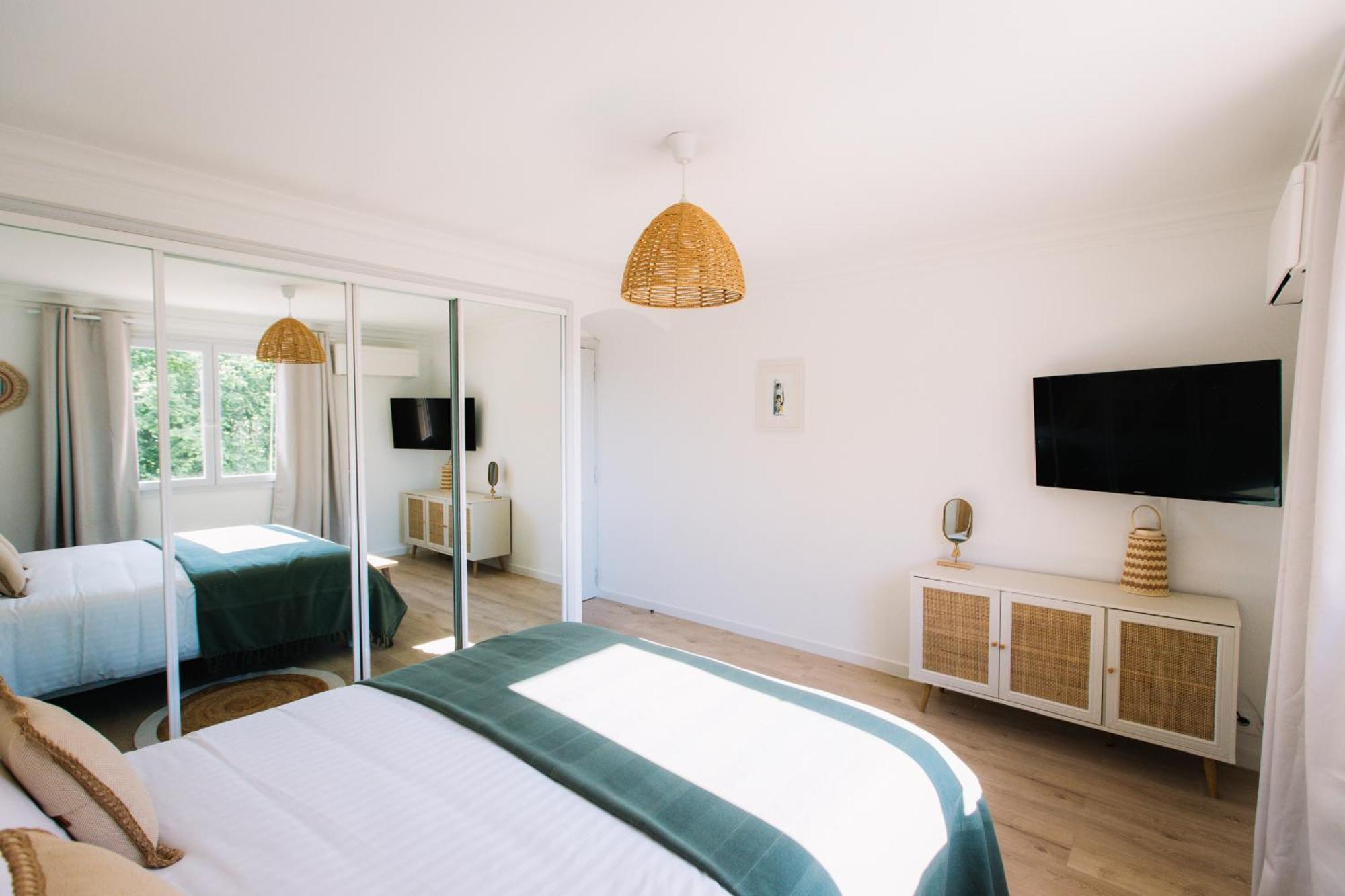 Mas Des Arts & Spa La Colle-sur-Loup Exterior photo